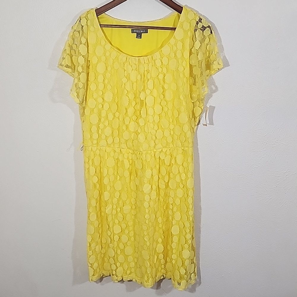 Roz & Ali yellow lined lace dress sz 14 NWT